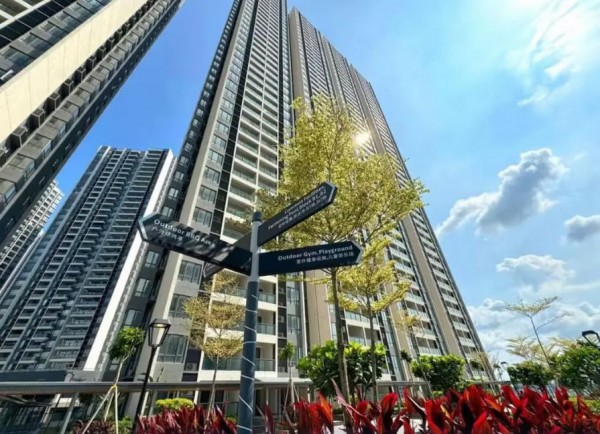 Johor Bahru City Center | R&F Princess Cove Xintiandi TREX Serviced Apartment B&B | Near CIQ & Singapore