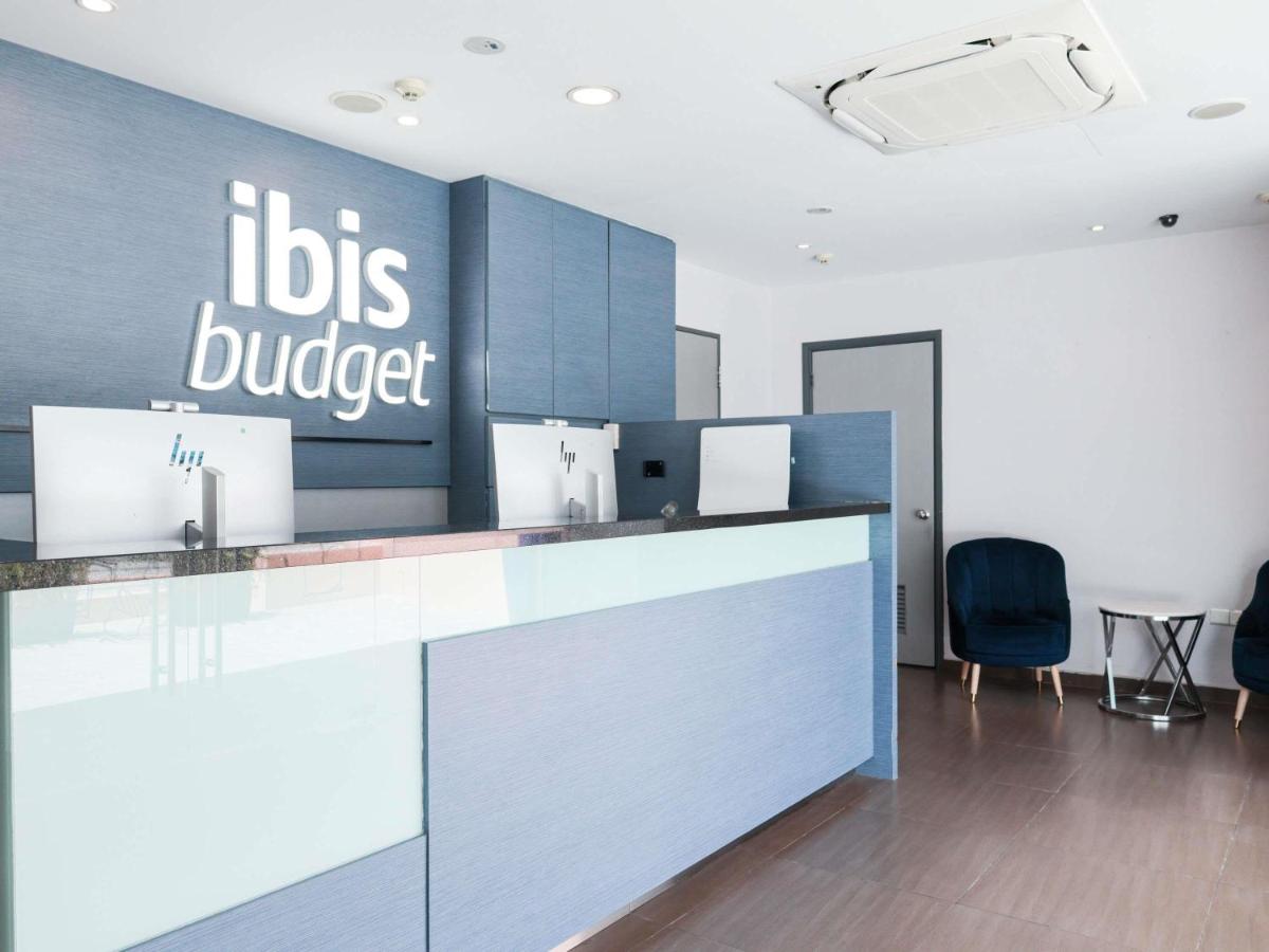 ibis budget Singapore Tulip + BA169 LHR → SIN