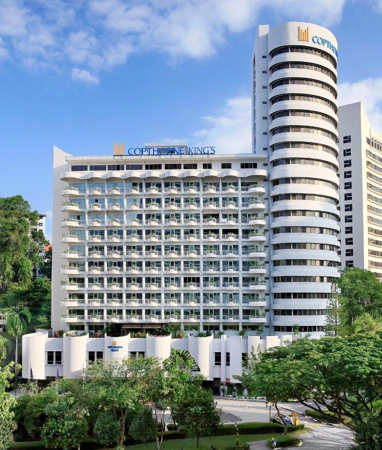 Copthorne King's Hotel Singapore + CX715 HKG → SIN