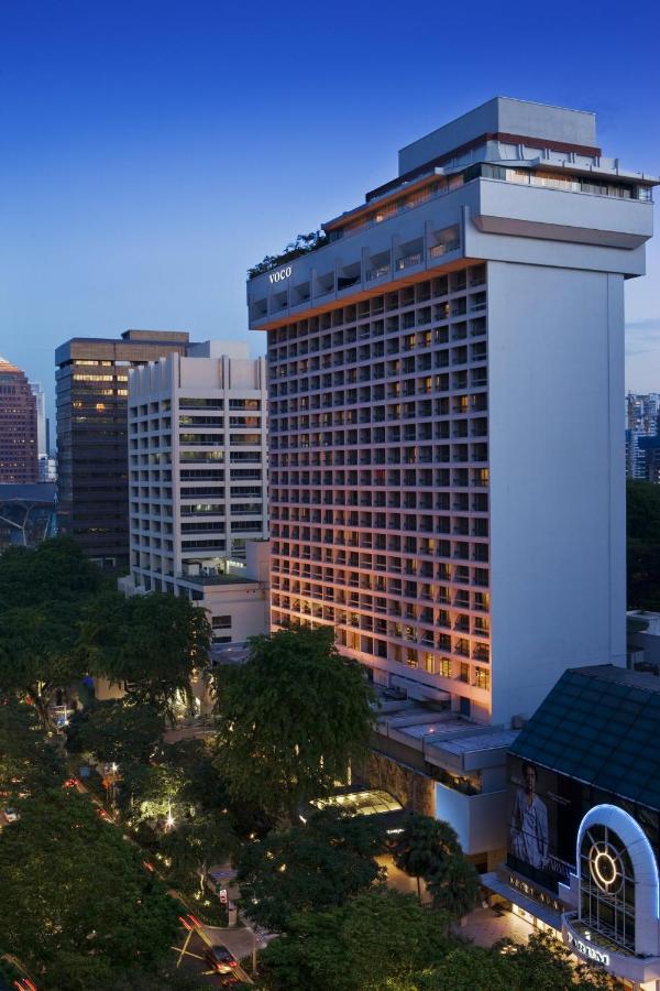 voco Orchard Singapore by IHG + CX715 HKG → SIN