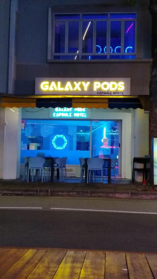 Galaxy Pods Capsule Hotel Boat Quay + BA169 LHR → SIN
