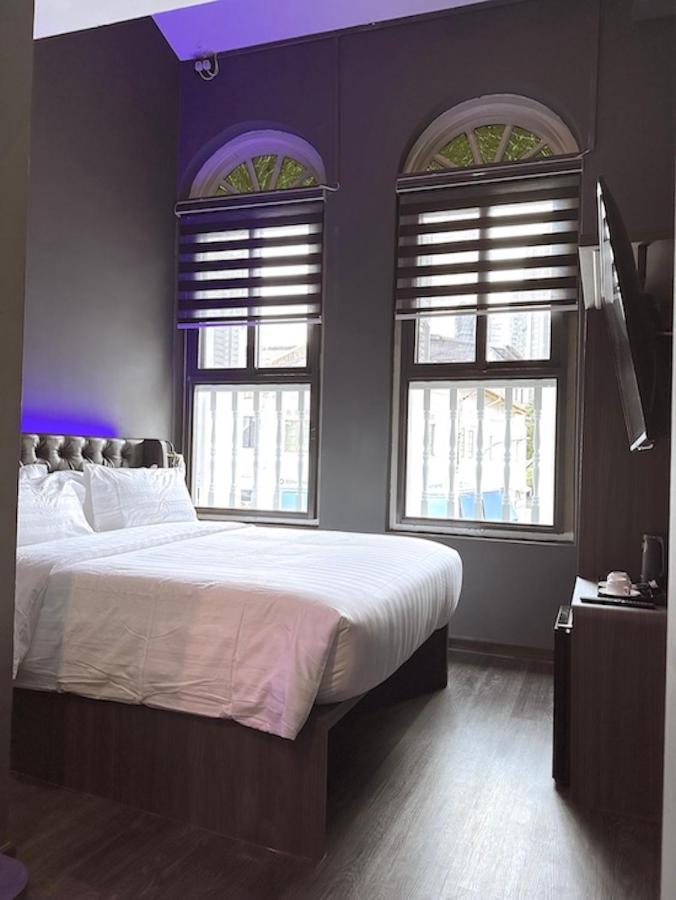 HOTEL JJH - newly opened near BUGIS + BA169 LHR → SIN