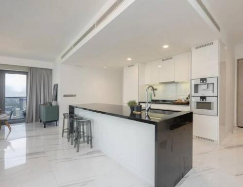 Wallich Residences – Luxury Marina Bay Views